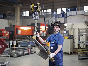 Werkstatt Gruber - Bei der Arbeit Werkstatt Gruber - Bei der Arbeit